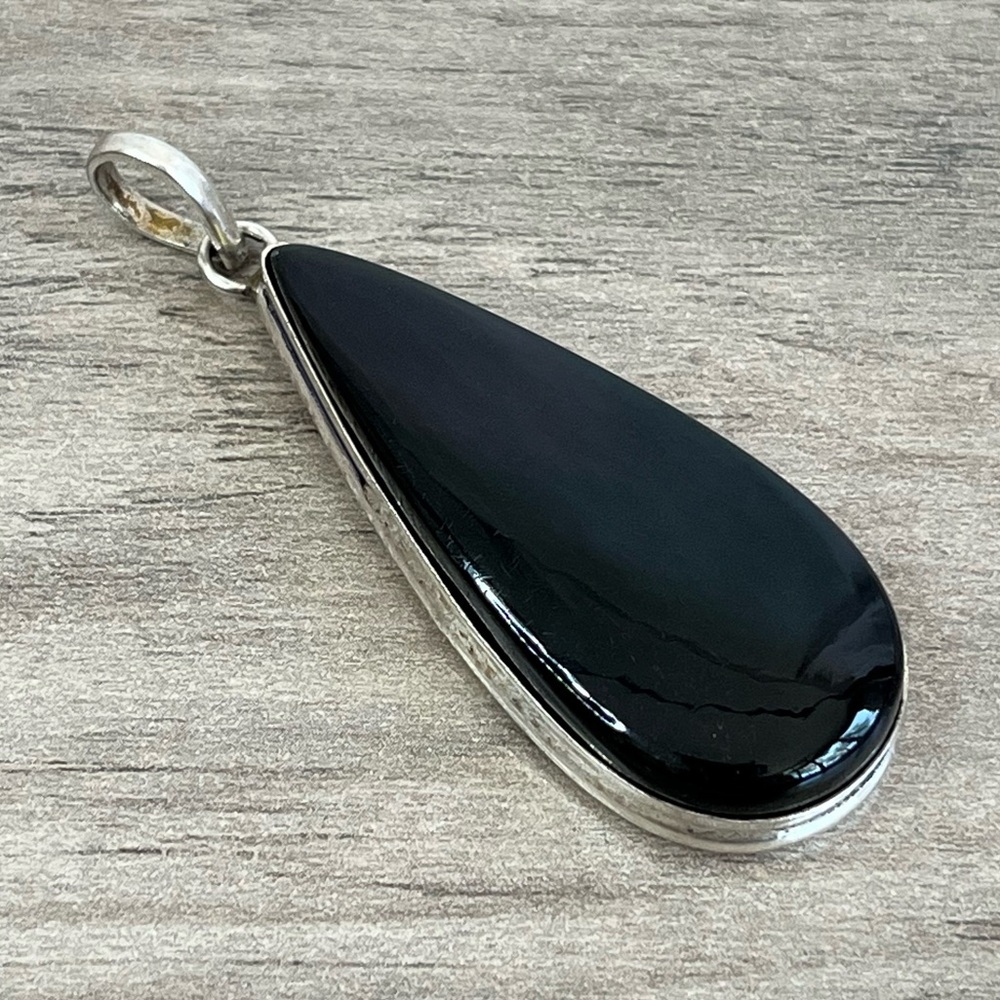 Black Onyx and 925 Sterling Silver Teardrop Pendant Necklace - 2 1/2" Drop